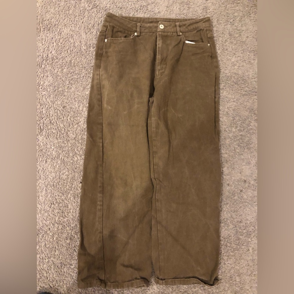 Brown boyfriend jeans